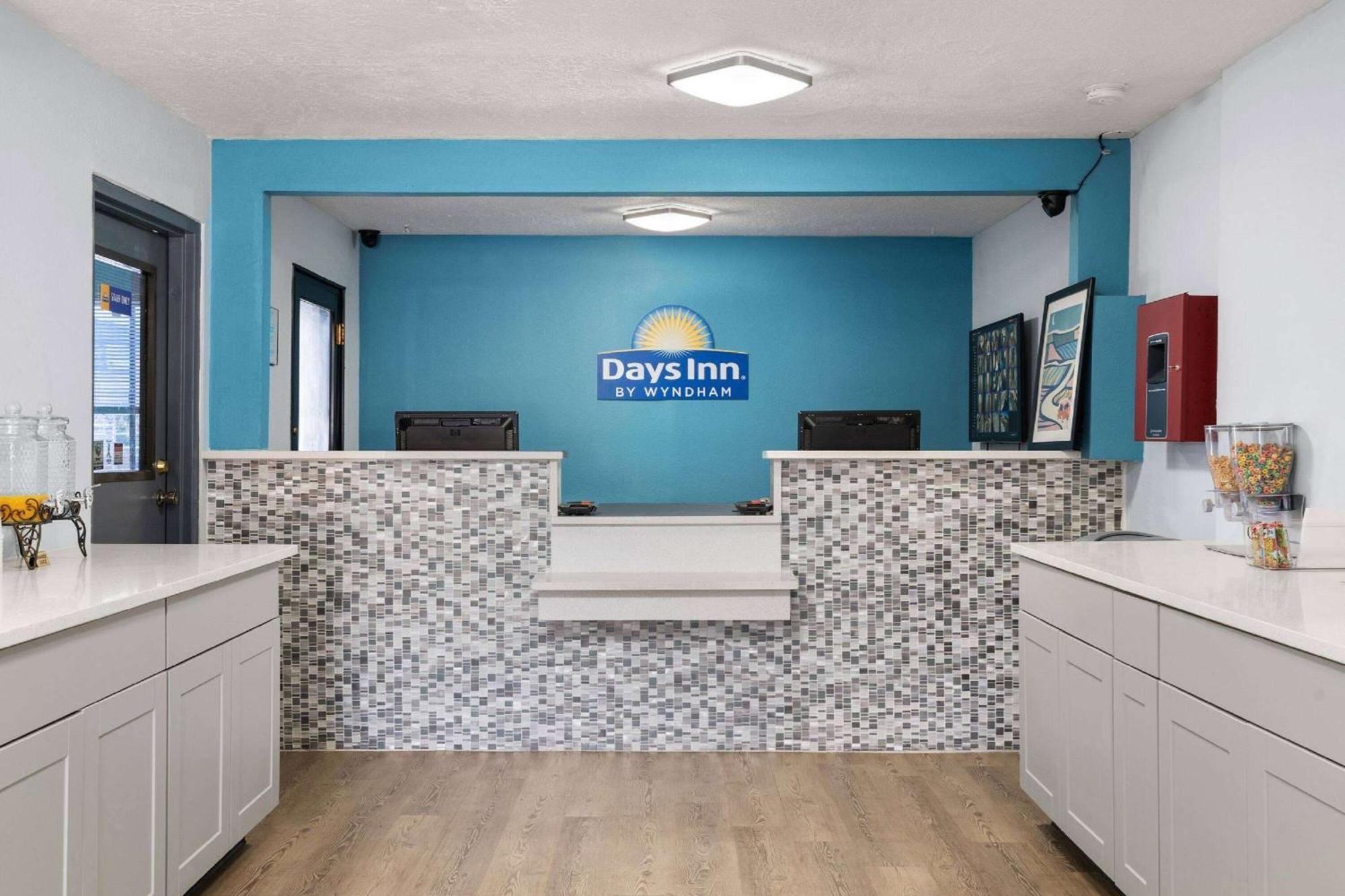 Days-Inn By Wyndham Albuquerque I-25 Exterior photo